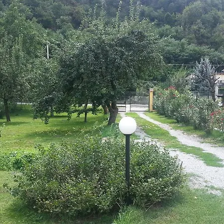 La Rosa Di Maggio Bed & Breakfast *