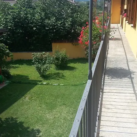 La Rosa Di Maggio *