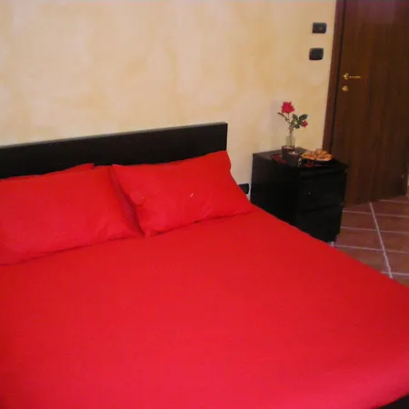 Bed & Breakfast La Rosa Di Maggio SantʼAntonino di Susa